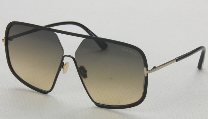 Okulary przeciwsłoneczne Tom Ford TF867_6312_01B