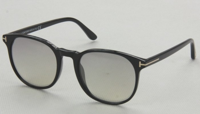 Okulary przeciwsłoneczne Tom Ford TF858_5320_01C