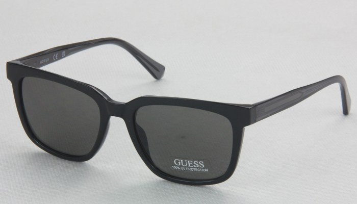Okulary przeciwsłoneczne Guess GU00050_5418_01A