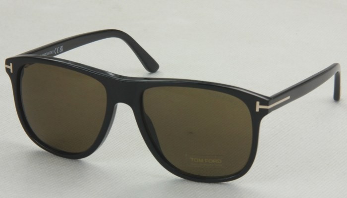 Okulary przeciwsłoneczne Tom Ford TF905_5616_01J